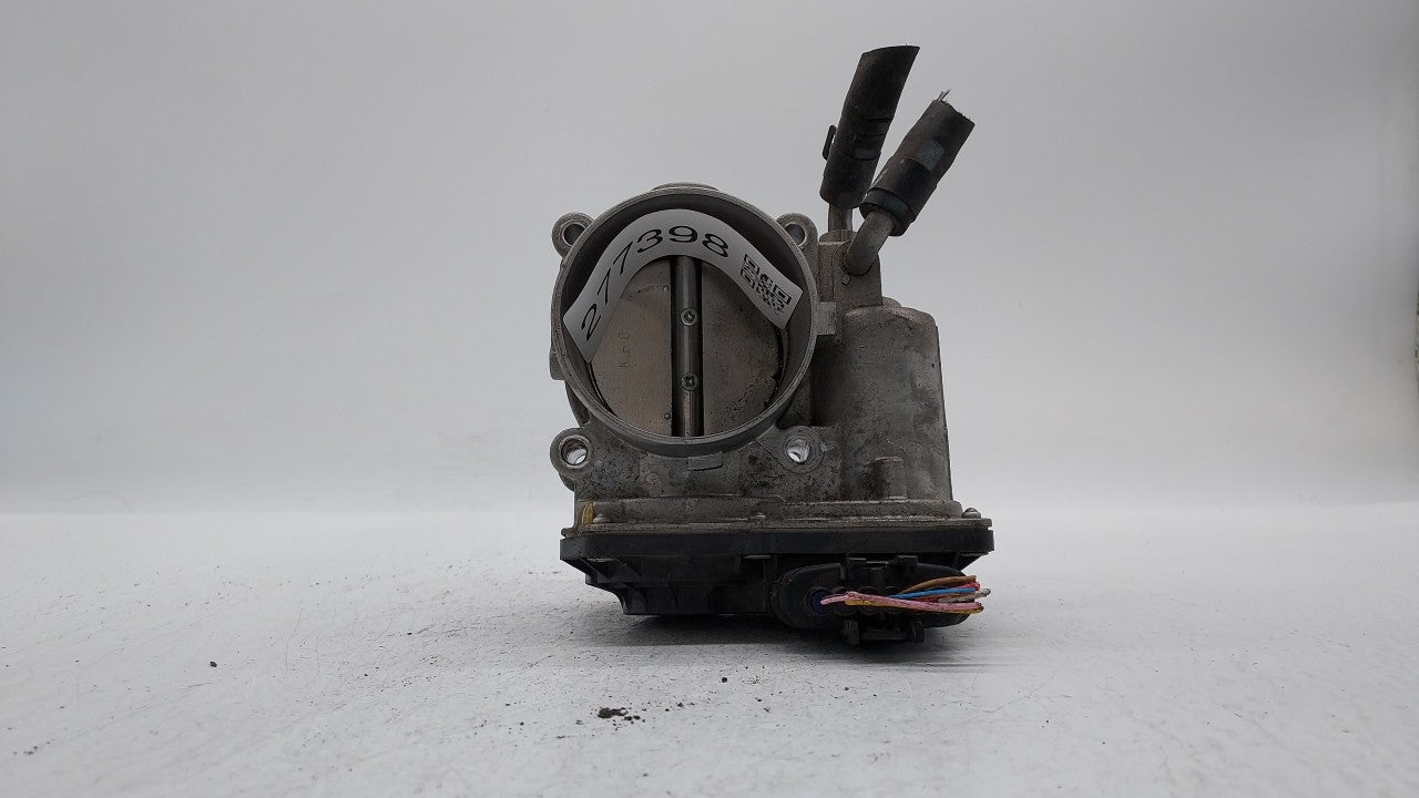 2011-2018 Hyundai Elantra Throttle Body P/N:35100-2E000 Fits Fits 2011 2012 2013 2014 2015 2016 2017 2018 2019 OEM Used Auto
