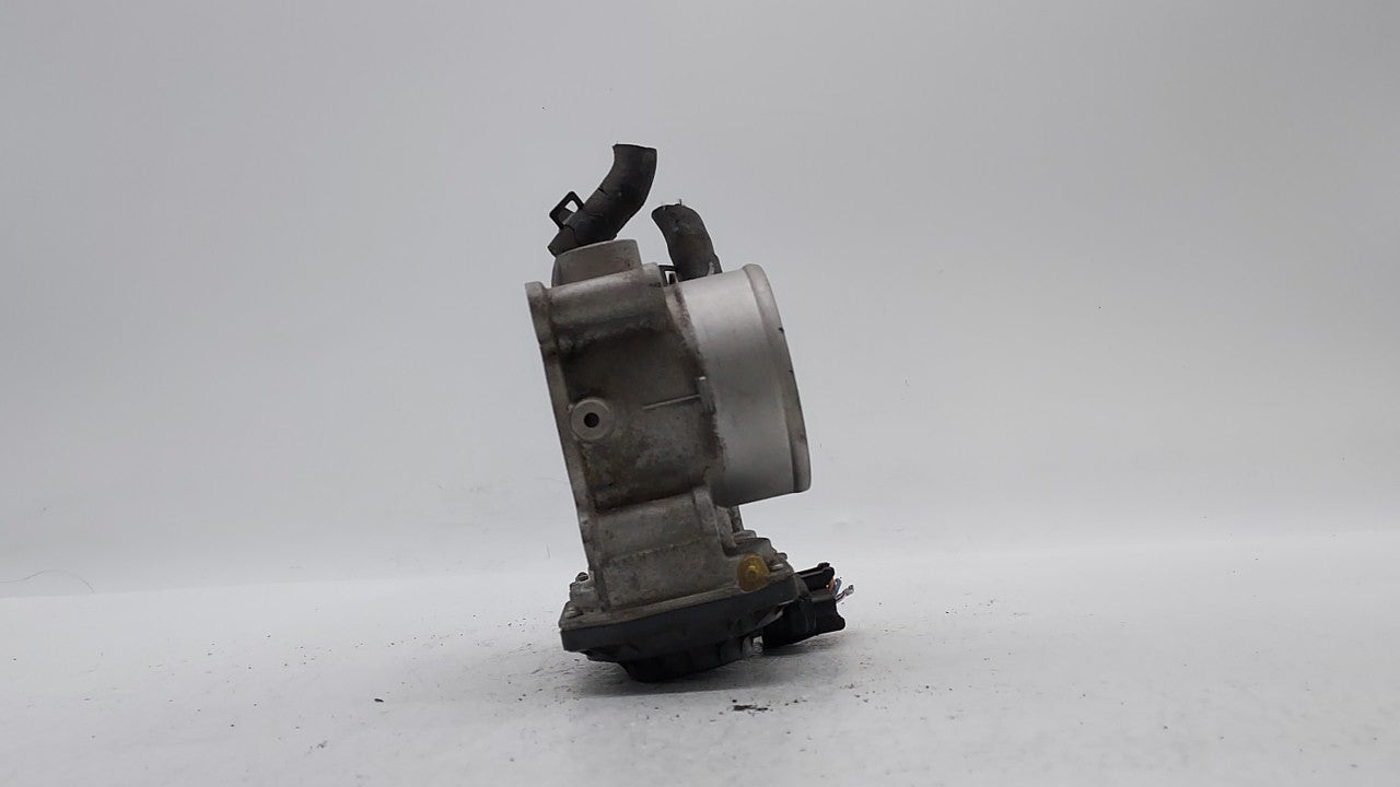 2011-2018 Hyundai Elantra Throttle Body P/N:35100-2E000 Fits Fits 2011 2012 2013 2014 2015 2016 2017 2018 2019 OEM Used Auto