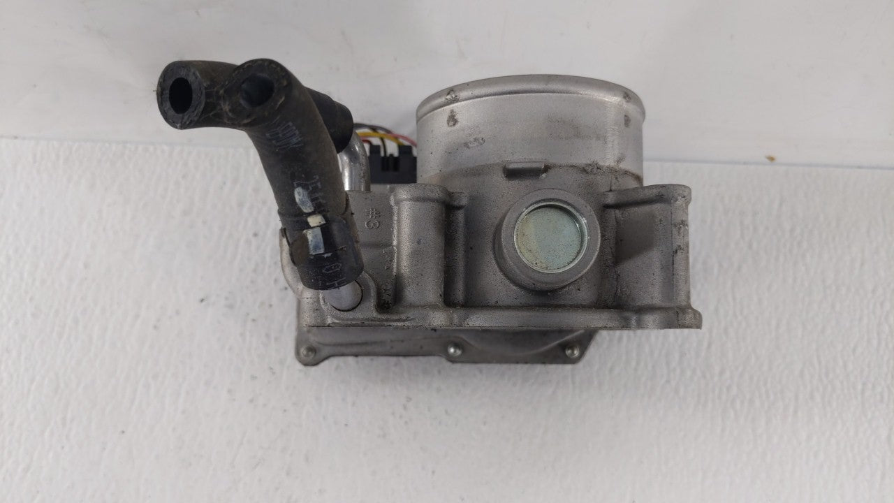 2011-2018 Hyundai Elantra Throttle Body P/N:35100-2E710 35100-2E000 Fits Fits 2011 2012 2013 2014 2015 2016 2017 2018 2019 O