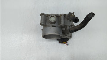 2011-2018 Hyundai Elantra Throttle Body P/N:35100-2E710 35100-2E000 Fits Fits 2011 2012 2013 2014 2015 2016 2017 2018 2019 OEM Used Auto Parts