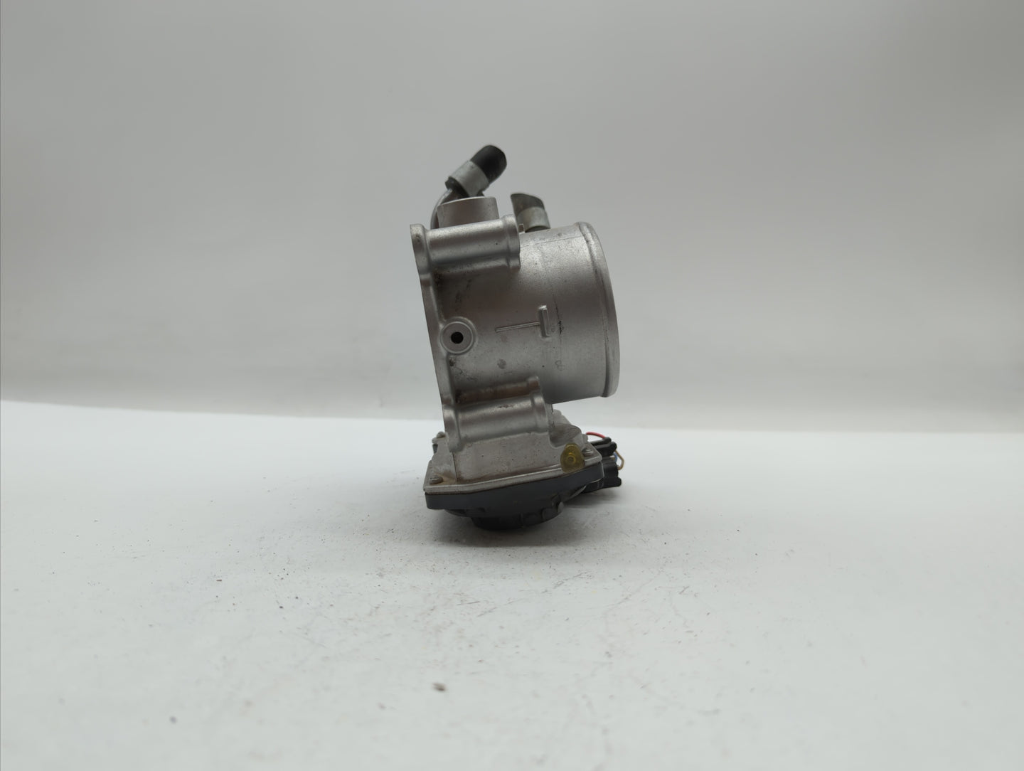 2011-2018 Hyundai Elantra Throttle Body P/N:35100-2E710 35100-2E000 Fits Fits 2011 2012 2013 2014 2015 2016 2017 2018 2019 O