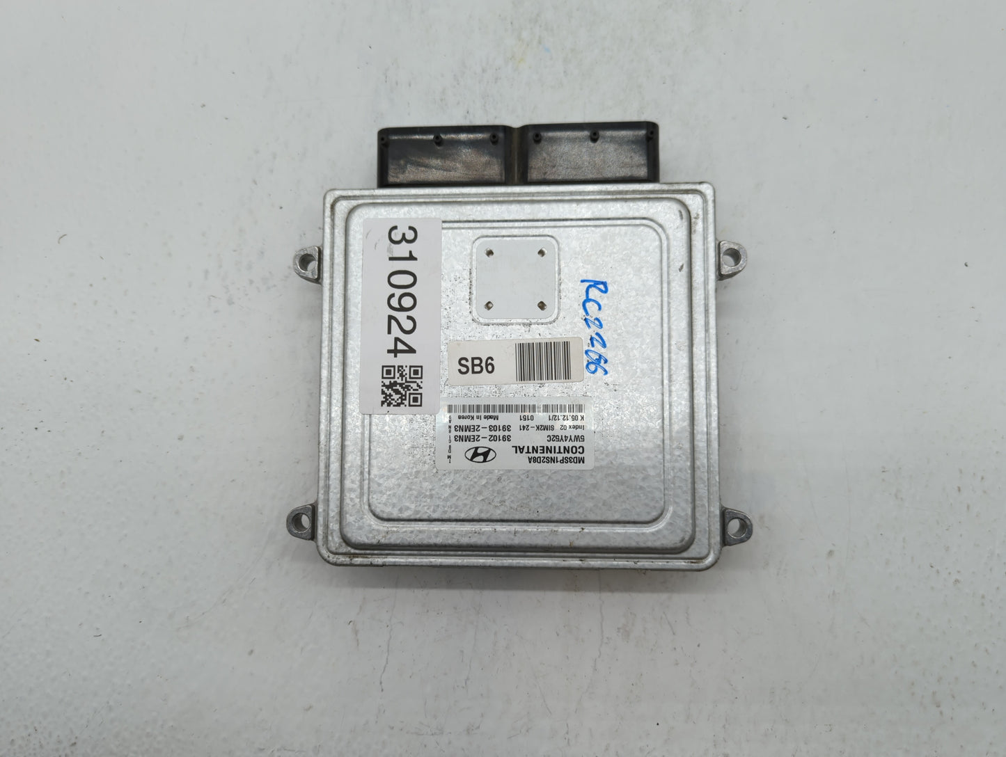 2011-2013 Hyundai Elantra PCM Engine Control Computer ECU ECM PCU OEM P/N:39102-2EMN2 39103-2EMN2 Fits Fits 2011 2012 2013 O