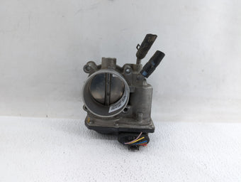 compare product 2011-2018 Hyundai Elantra Throttle Body P/N:35100-2E710 35100-2E000 Fits Fits 2011 2012 2013 2014 2015 2016 2017 2018 2019 OEM Used Auto Parts
