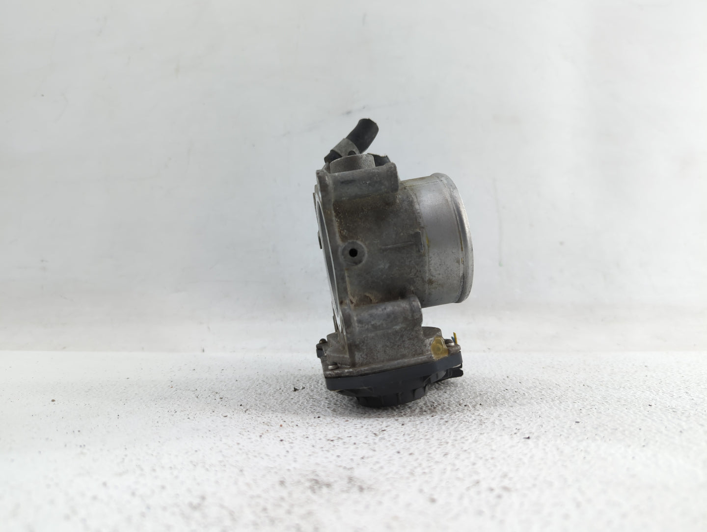 2011-2018 Hyundai Elantra Throttle Body P/N:35100-2E710 35100-2E000 Fits Fits 2011 2012 2013 2014 2015 2016 2017 2018 2019 O