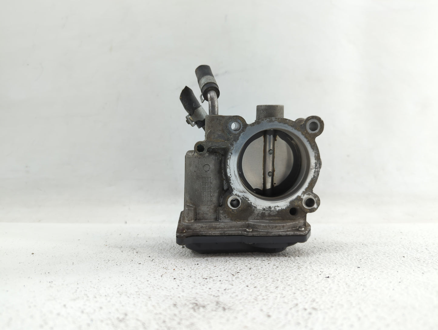2011-2018 Hyundai Elantra Throttle Body P/N:35100-2E710 35100-2E000 Fits Fits 2011 2012 2013 2014 2015 2016 2017 2018 2019 O