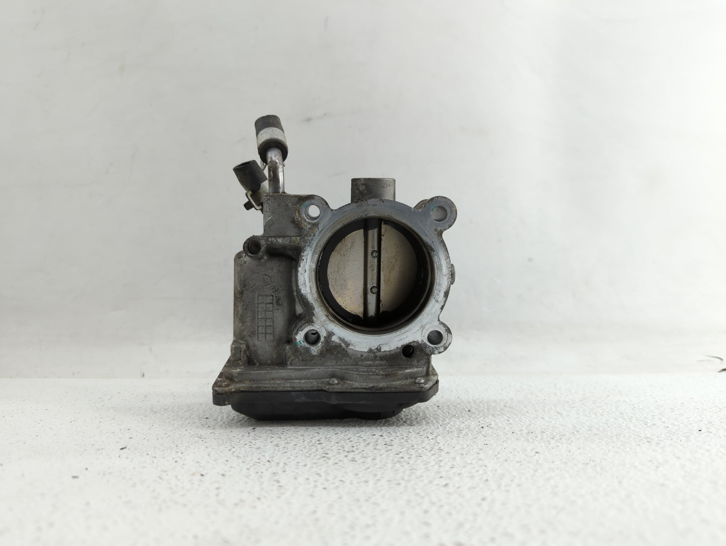 2011-2018 Hyundai Elantra Throttle Body P/N:35100-2E710 35100-2E000 Fits Fits 2011 2012 2013 2014 2015 2016 2017 2018 2019 O