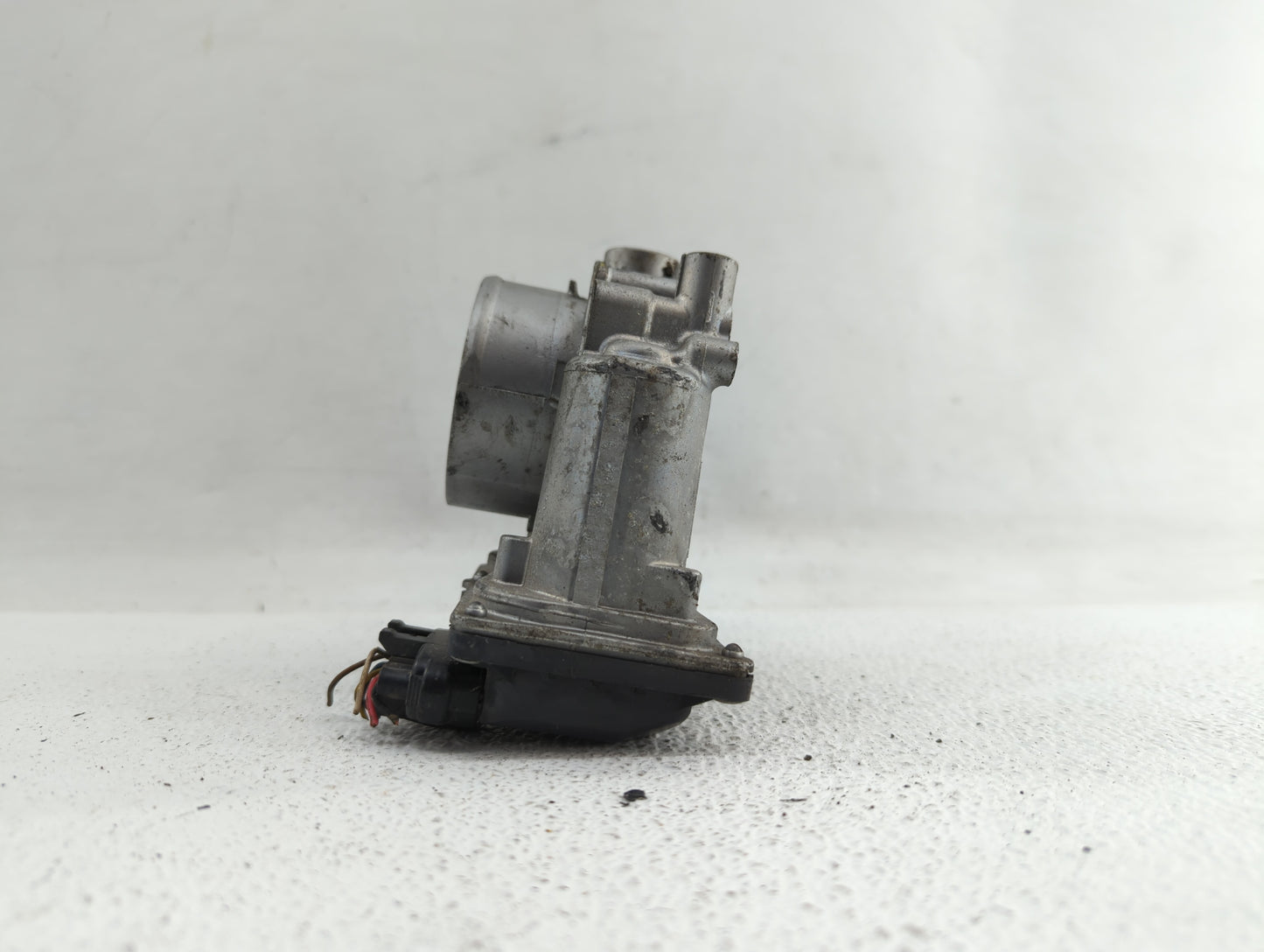 2011-2018 Hyundai Elantra Throttle Body P/N:35100-2E710 35100-2E000 Fits Fits 2011 2012 2013 2014 2015 2016 2017 2018 2019 O