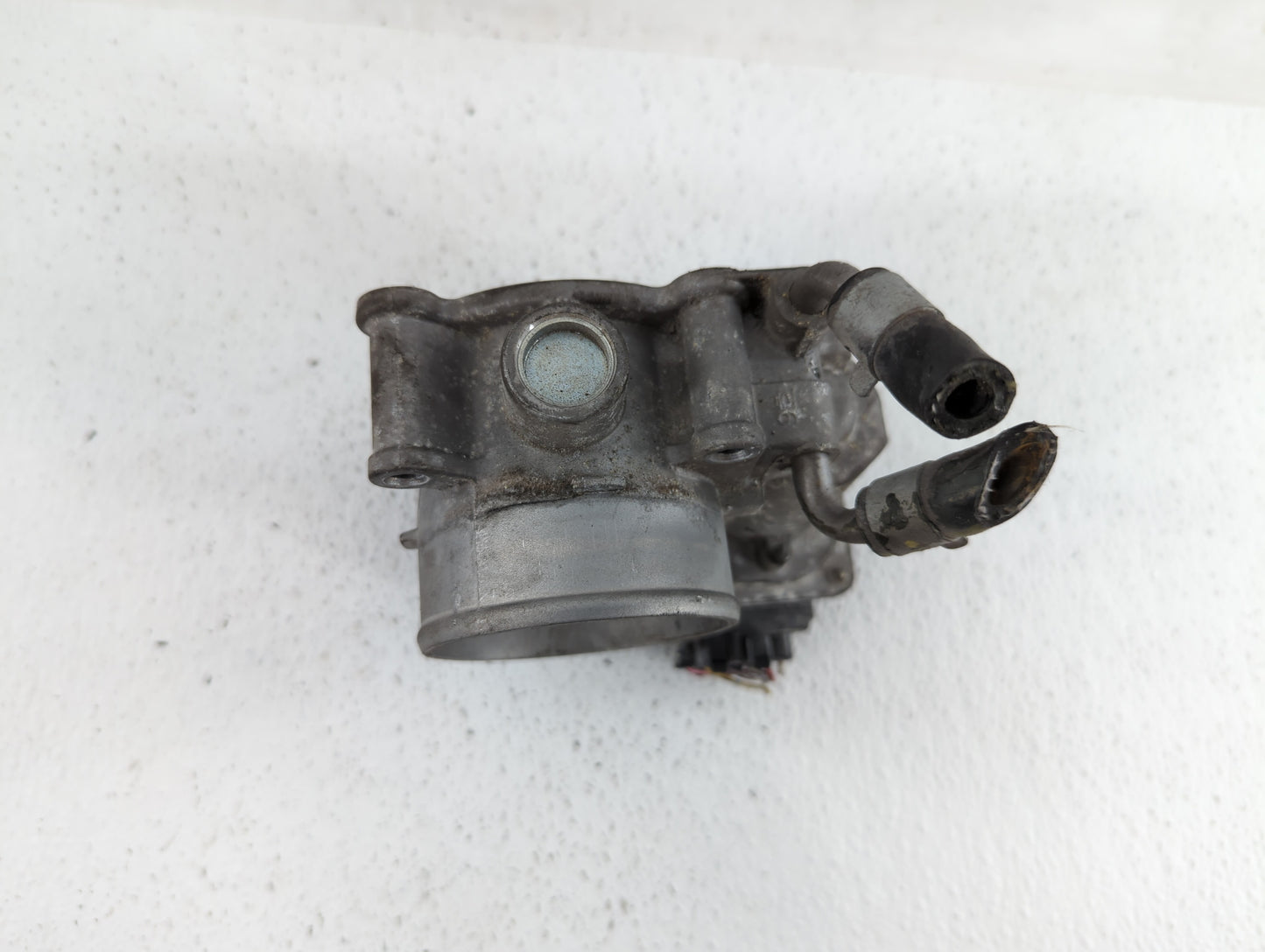 2011-2018 Hyundai Elantra Throttle Body P/N:35100-2E710 35100-2E000 Fits Fits 2011 2012 2013 2014 2015 2016 2017 2018 2019 O