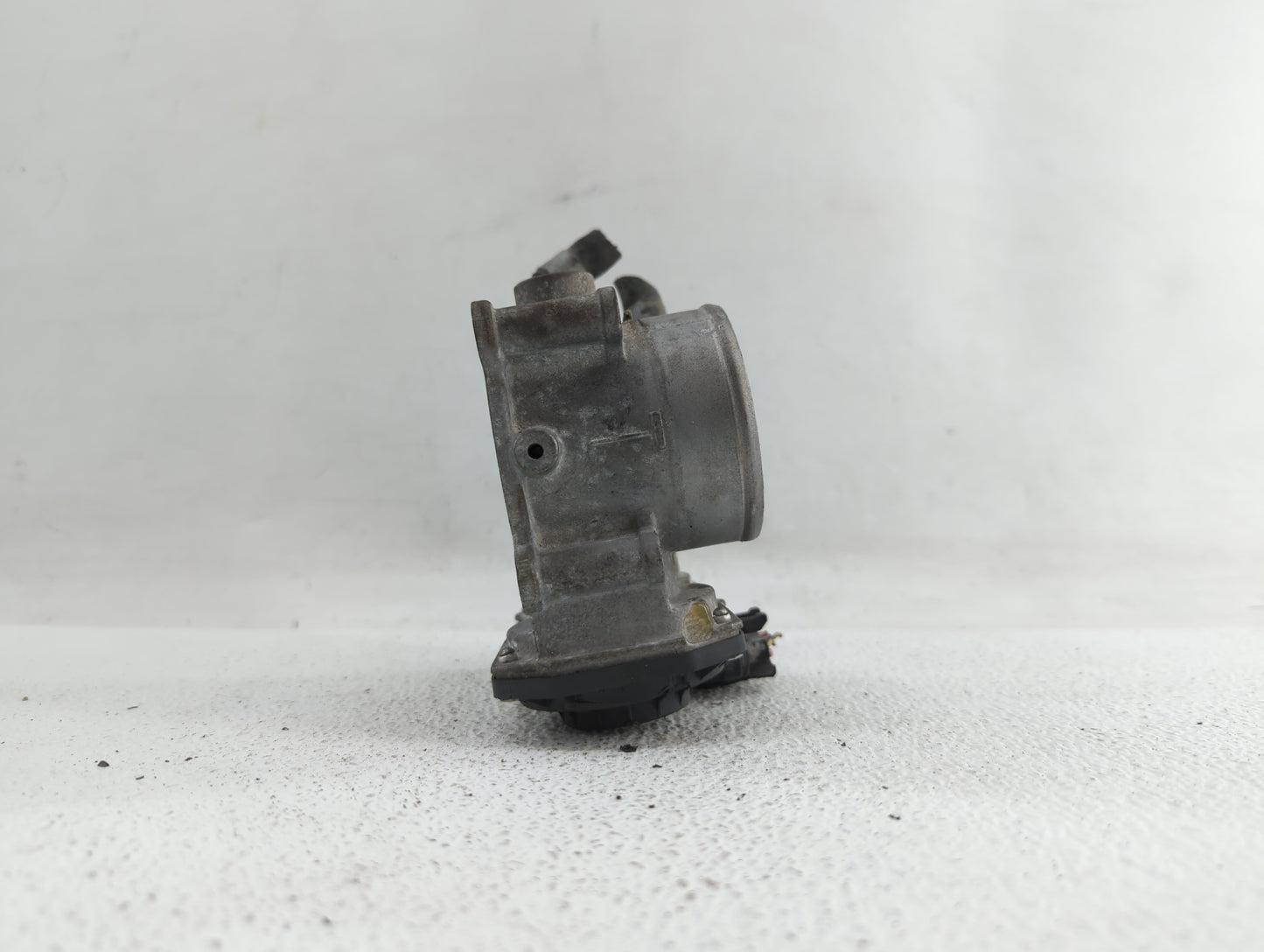 2011-2018 Hyundai Elantra Throttle Body P/N:35100-2E710 35100-2E000 Fits Fits 2011 2012 2013 2014 2015 2016 2017 2018 2019 O