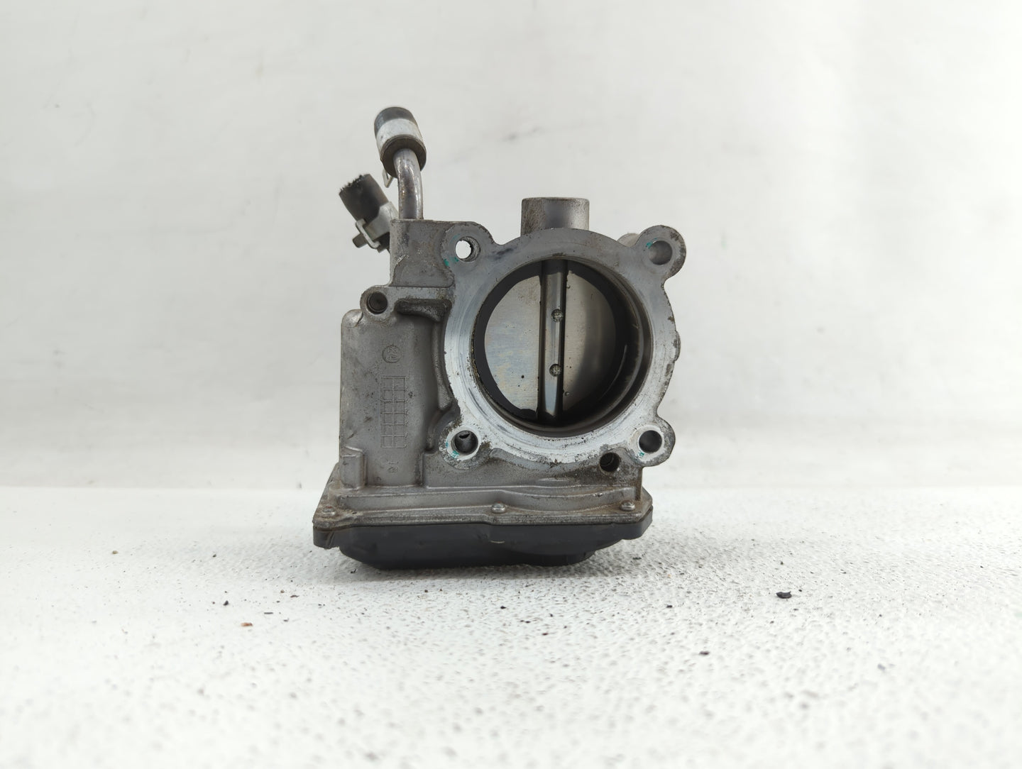 2011-2018 Hyundai Elantra Throttle Body P/N:35100-2E710 35100-2E000 Fits Fits 2011 2012 2013 2014 2015 2016 2017 2018 2019 O