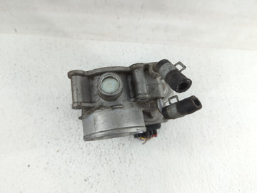 2011-2018 Hyundai Elantra Throttle Body P/N:35100-2E710 35100-2E000 Fits Fits 2011 2012 2013 2014 2015 2016 2017 2018 2019 OEM Used Auto Parts