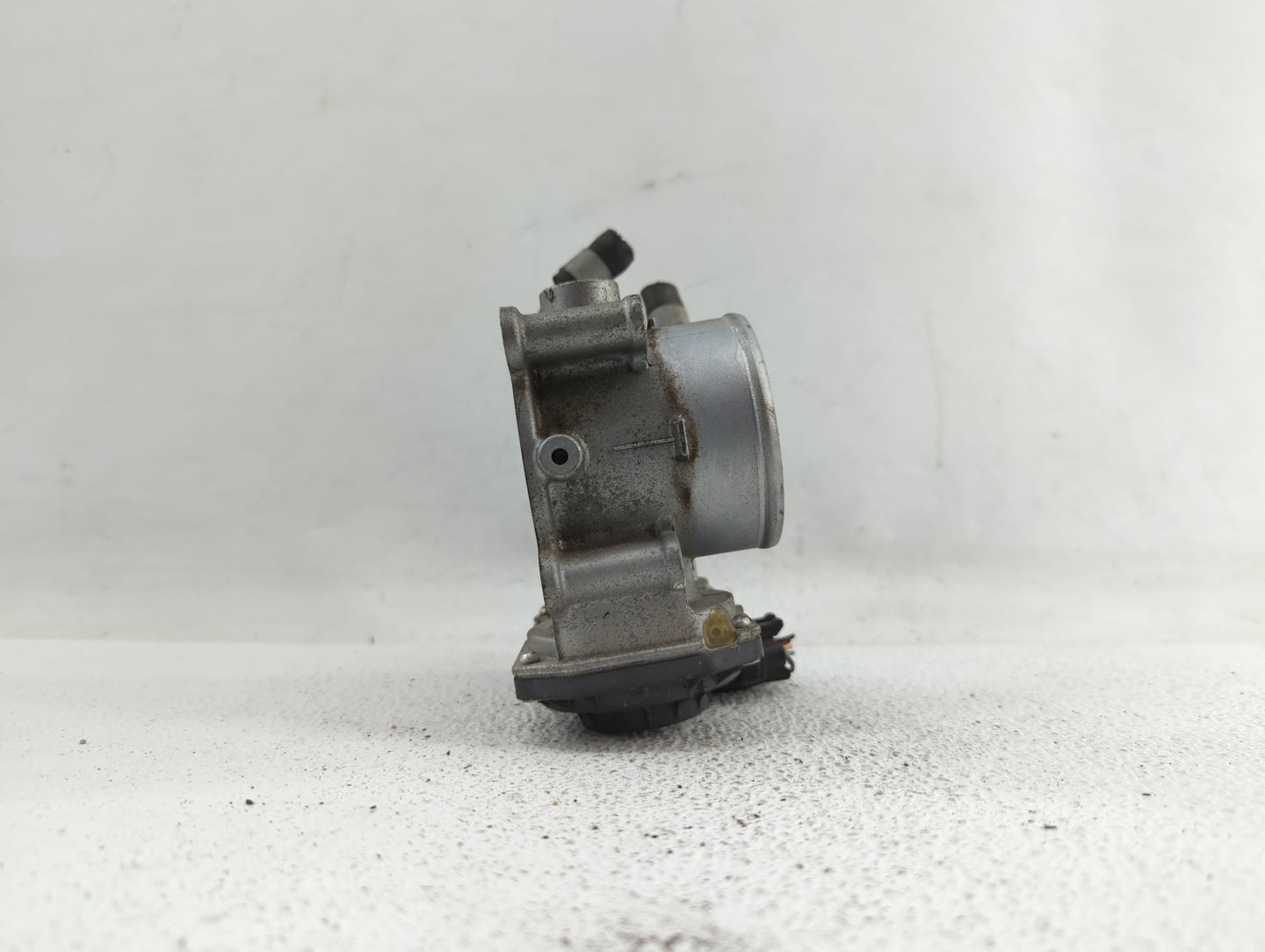 2011-2018 Hyundai Elantra Throttle Body P/N:35100-2E710 35100-2E000 Fits Fits 2011 2012 2013 2014 2015 2016 2017 2018 2019 O