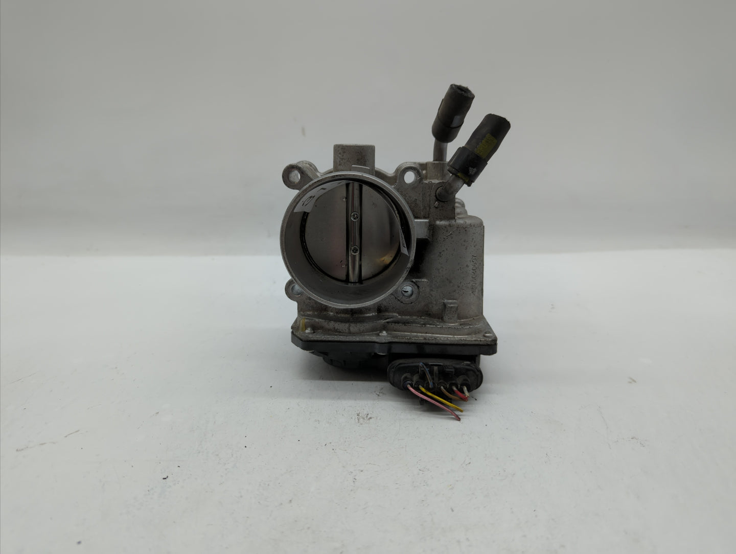 2011-2018 Hyundai Elantra Throttle Body P/N:1306040697 Fits Fits 2011 2012 2013 2014 2015 2016 2017 2018 2019 OEM Used Auto 
