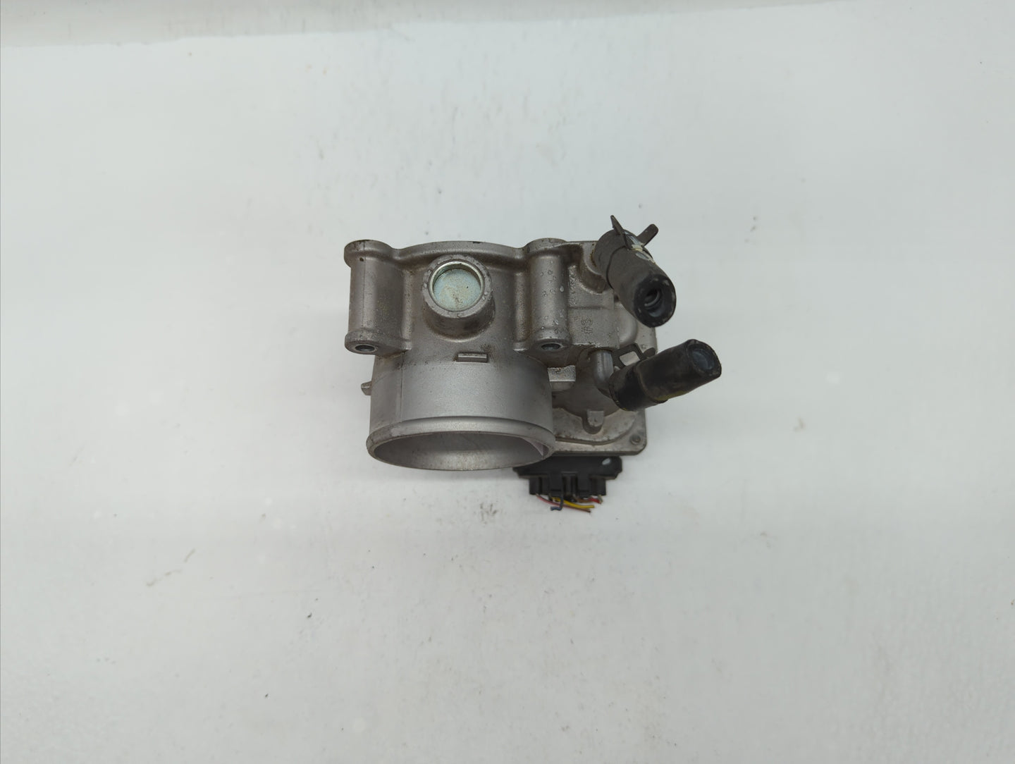 2011-2018 Hyundai Elantra Throttle Body P/N:1306040697 Fits Fits 2011 2012 2013 2014 2015 2016 2017 2018 2019 OEM Used Auto 
