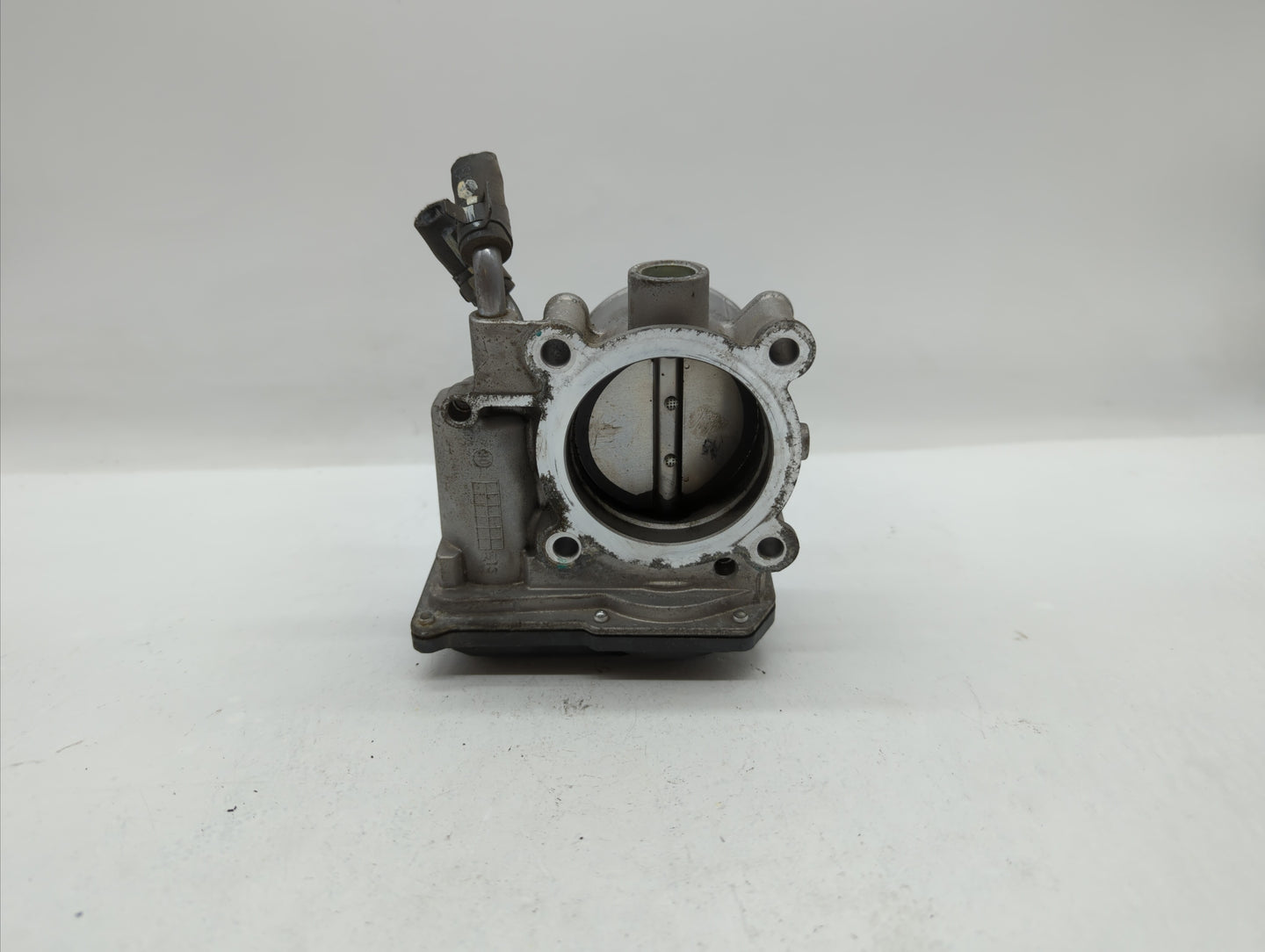 2011-2018 Hyundai Elantra Throttle Body P/N:1306040697 Fits Fits 2011 2012 2013 2014 2015 2016 2017 2018 2019 OEM Used Auto 