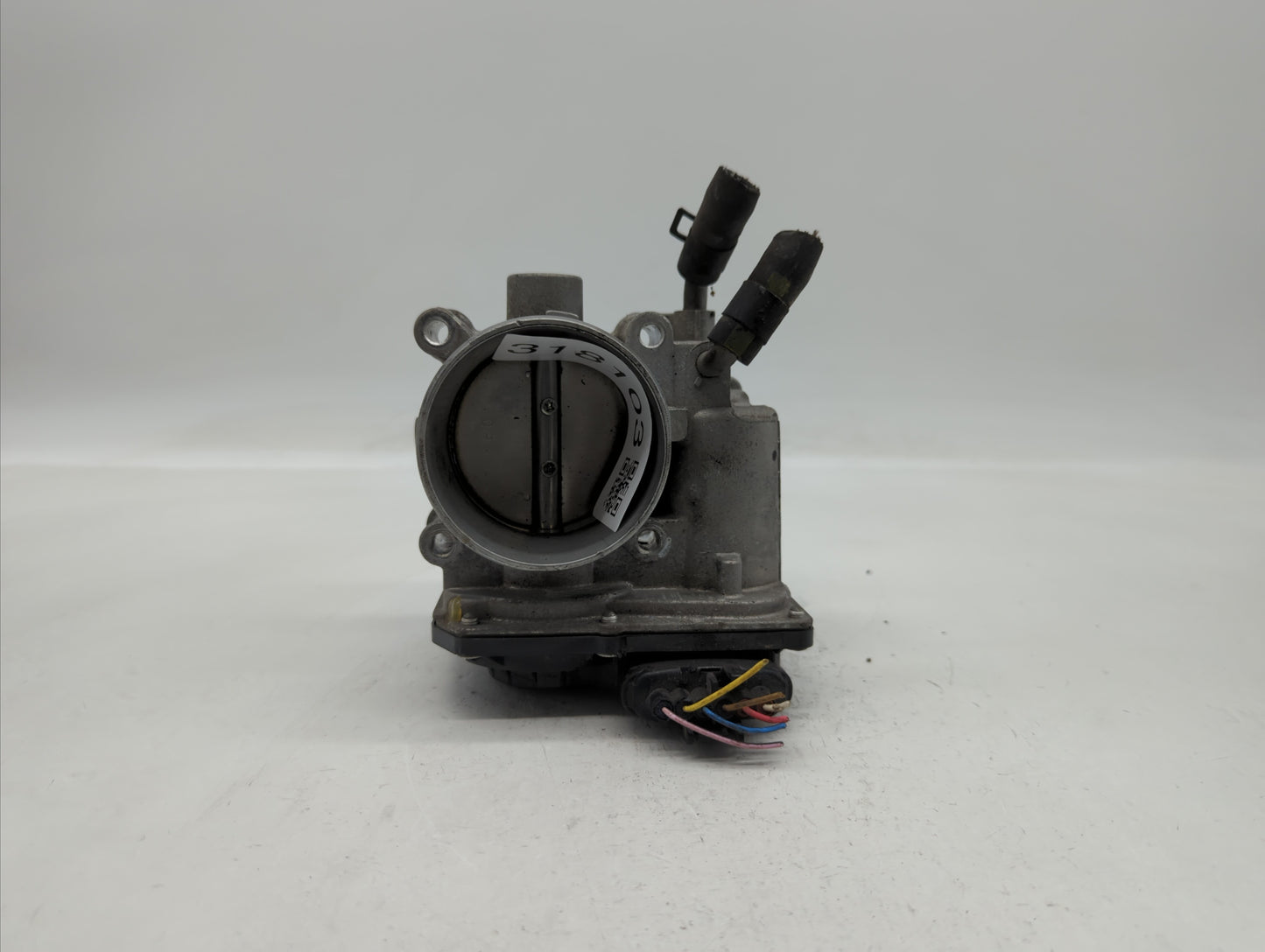 2011-2018 Hyundai Elantra Throttle Body P/N:35100-2E000 1306040697 Fits Fits 2011 2012 2013 2014 2015 2016 2017 2018 2019 OE