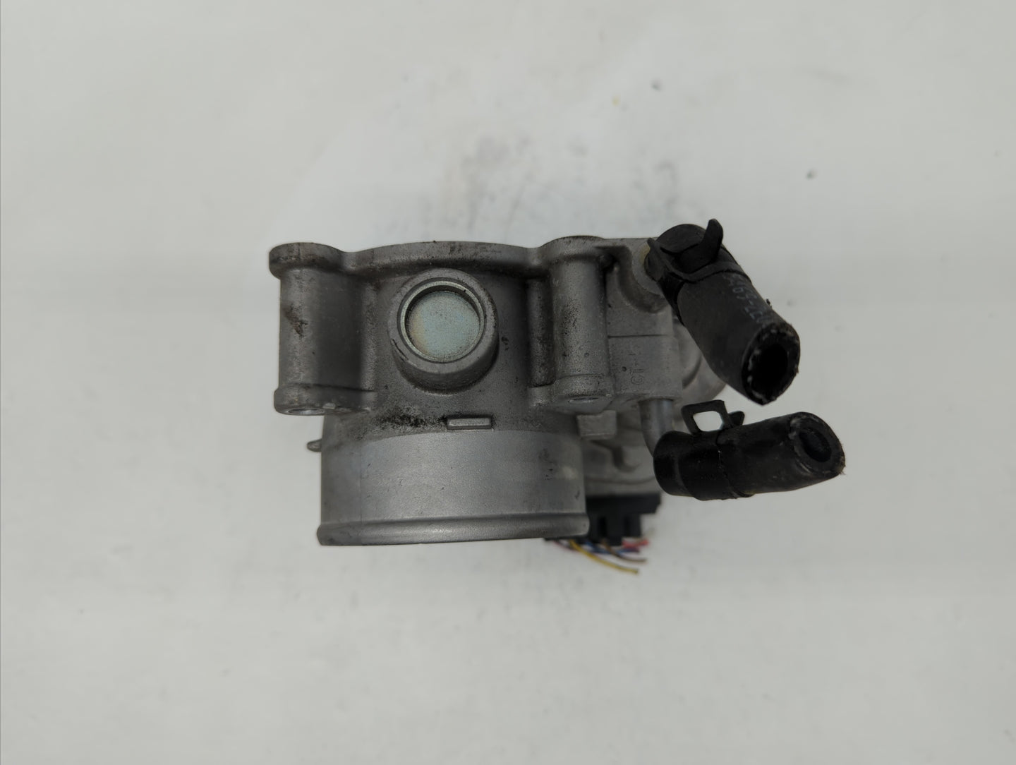 2011-2018 Hyundai Elantra Throttle Body P/N:35100-2E000 1306040697 Fits Fits 2011 2012 2013 2014 2015 2016 2017 2018 2019 OE