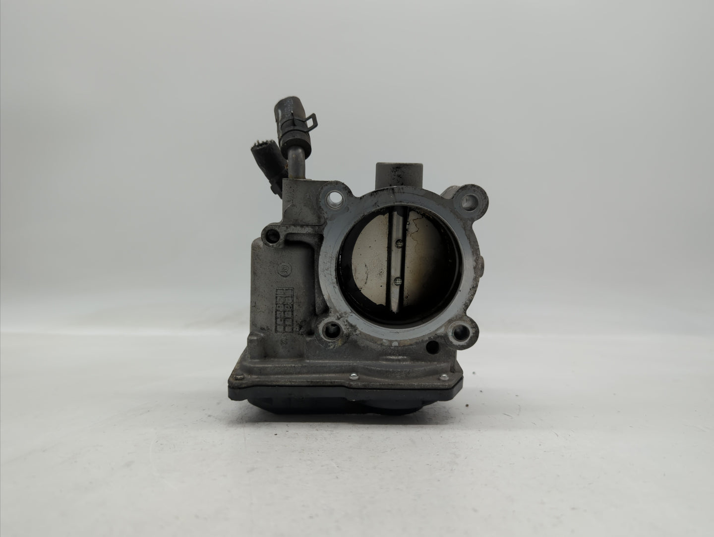 2011-2018 Hyundai Elantra Throttle Body P/N:35100-2E000 1306040697 Fits Fits 2011 2012 2013 2014 2015 2016 2017 2018 2019 OE
