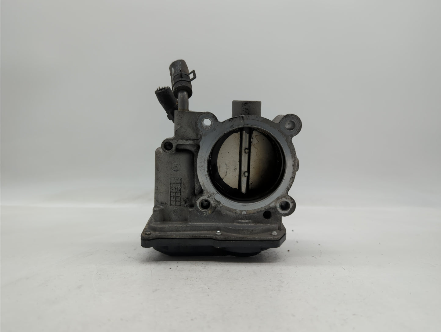2011-2018 Hyundai Elantra Throttle Body P/N:35100-2E000 1306040697 Fits Fits 2011 2012 2013 2014 2015 2016 2017 2018 2019 OE