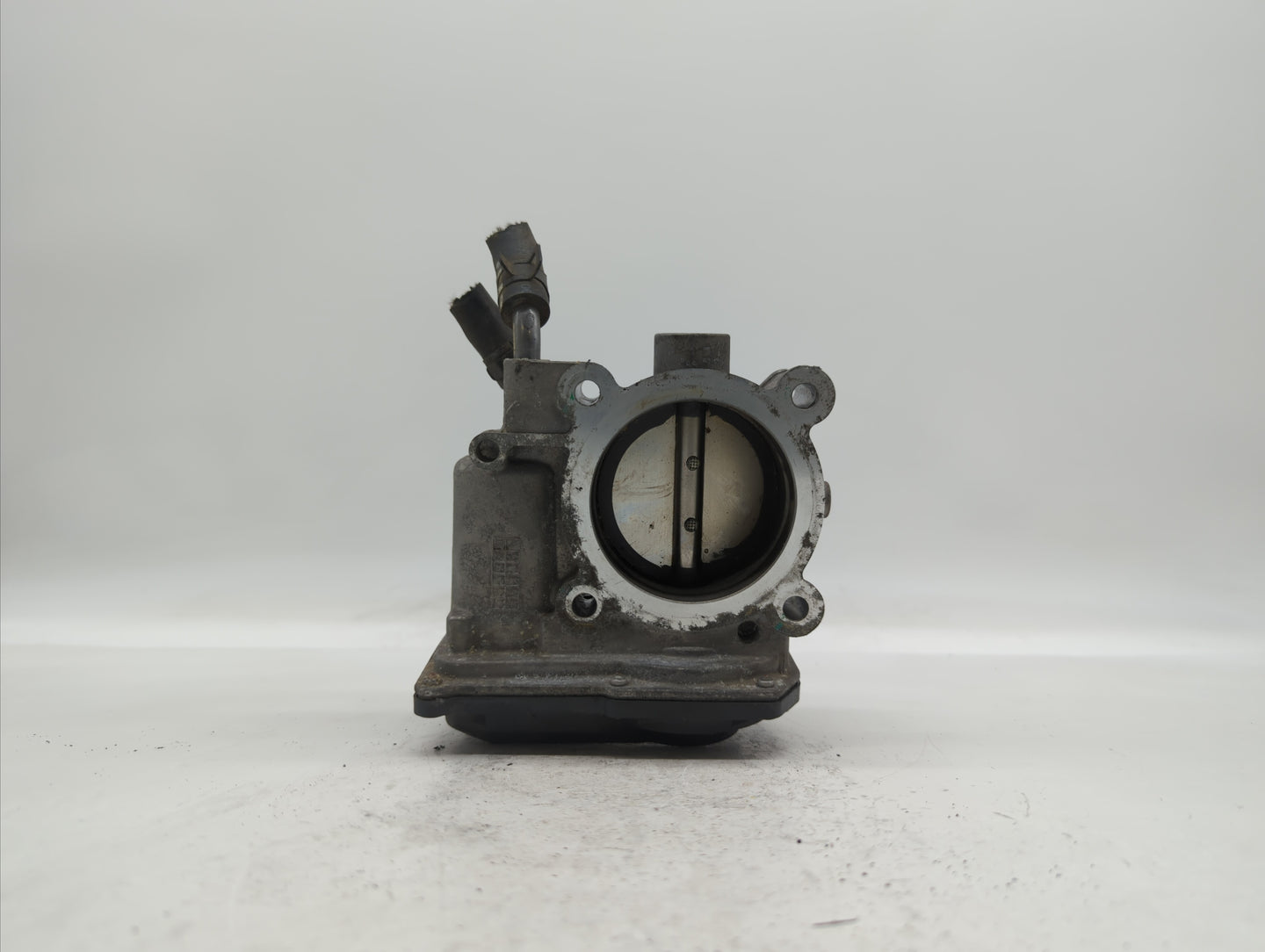 2011-2018 Hyundai Elantra Throttle Body P/N:35100-2E710 35100-2E000 Fits Fits 2011 2012 2013 2014 2015 2016 2017 2018 2019 O