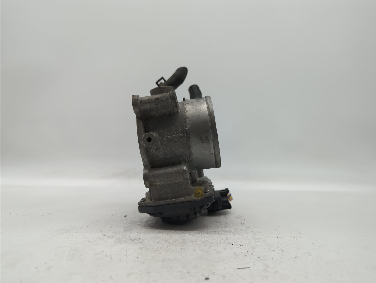 2011-2018 Hyundai Elantra Throttle Body P/N:35100-2E710 35100-2E000 Fits Fits 2011 2012 2013 2014 2015 2016 2017 2018 2019 O