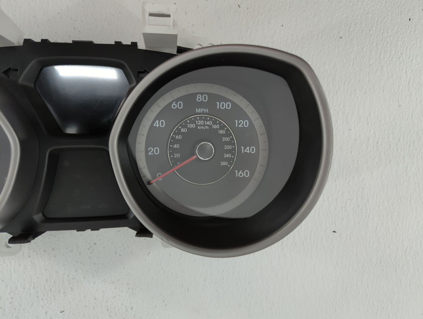 2013 Hyundai Elantra Instrument Cluster Speedometer Gauges P/N:94001-3X275 94001-3X520 Miles: Fits OEM Used Auto Parts - Oem