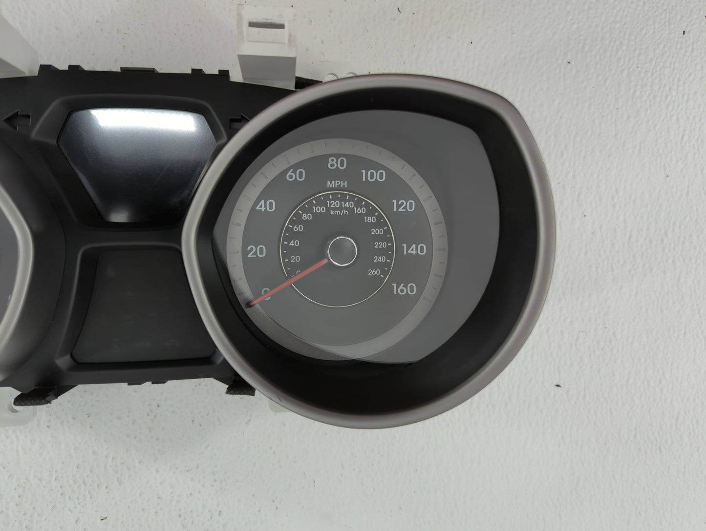 2013 Hyundai Elantra Instrument Cluster Speedometer Gauges P/N:94001-3X275 94001-3X520 Miles: Fits OEM Used Auto Parts - Oem