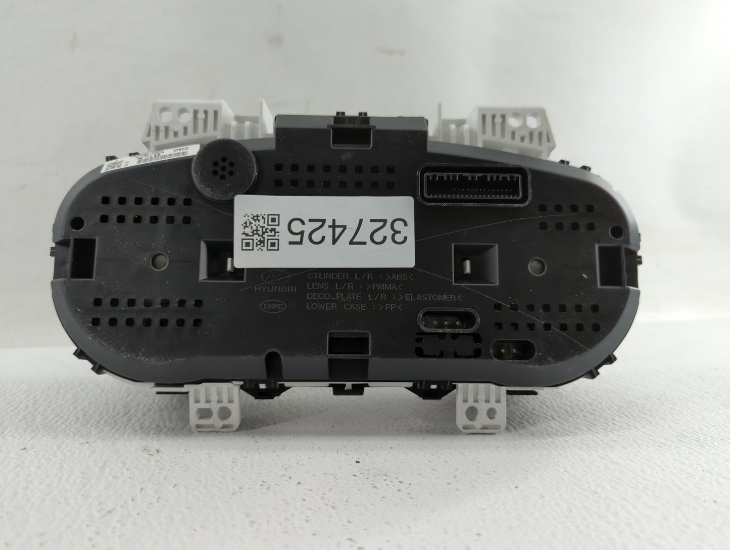 2013 Hyundai Elantra Instrument Cluster Speedometer Gauges P/N:94001-3X275 94001-3X520 Miles: Fits OEM Used Auto Parts - Oem