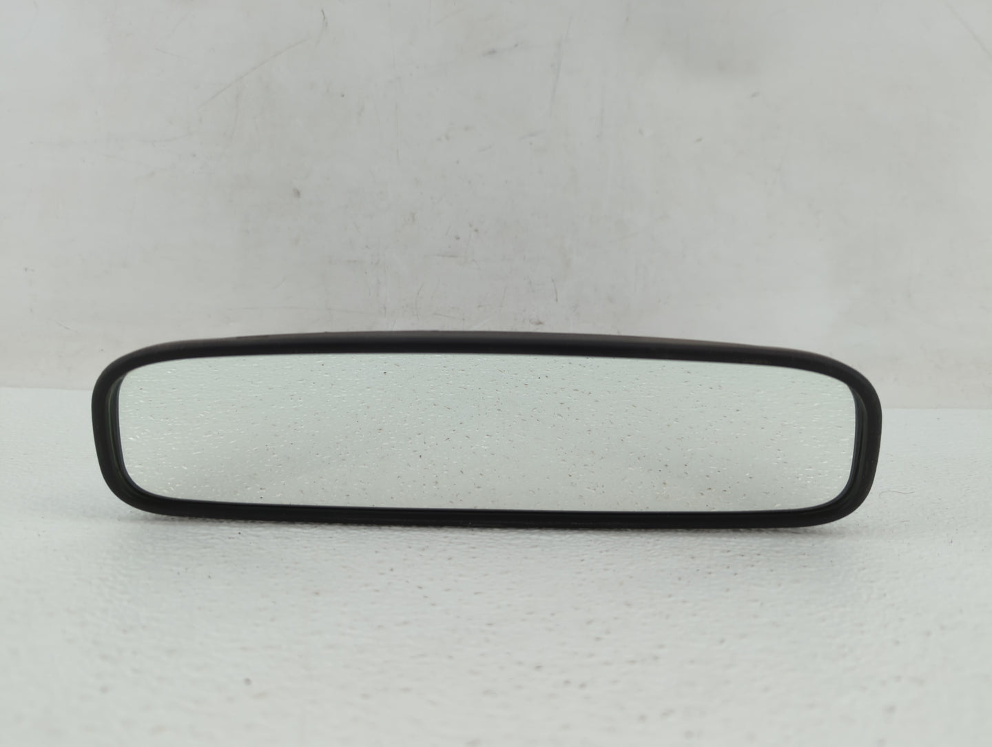 2013-2018 Hyundai Elantra Interior Rear View Mirror Replacement OEM P/N:E4012143 1E4012143 Fits OEM Used Auto Parts - Oemuse
