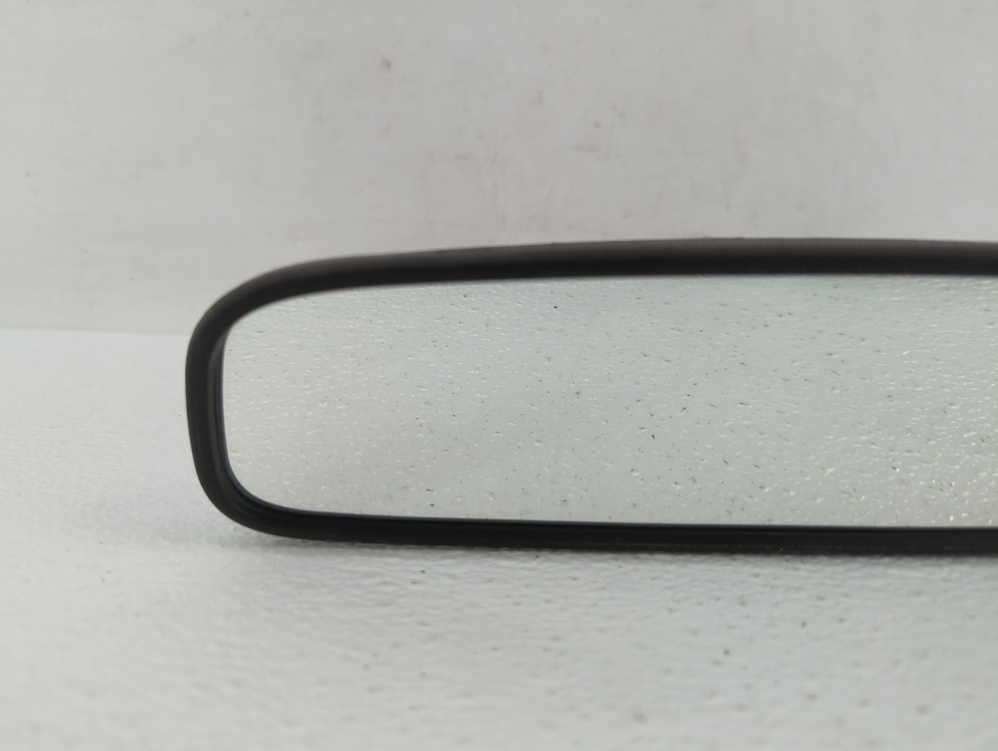 2013-2018 Hyundai Elantra Interior Rear View Mirror Replacement OEM P/N:E4012143 1E4012143 Fits OEM Used Auto Parts - Oemuse