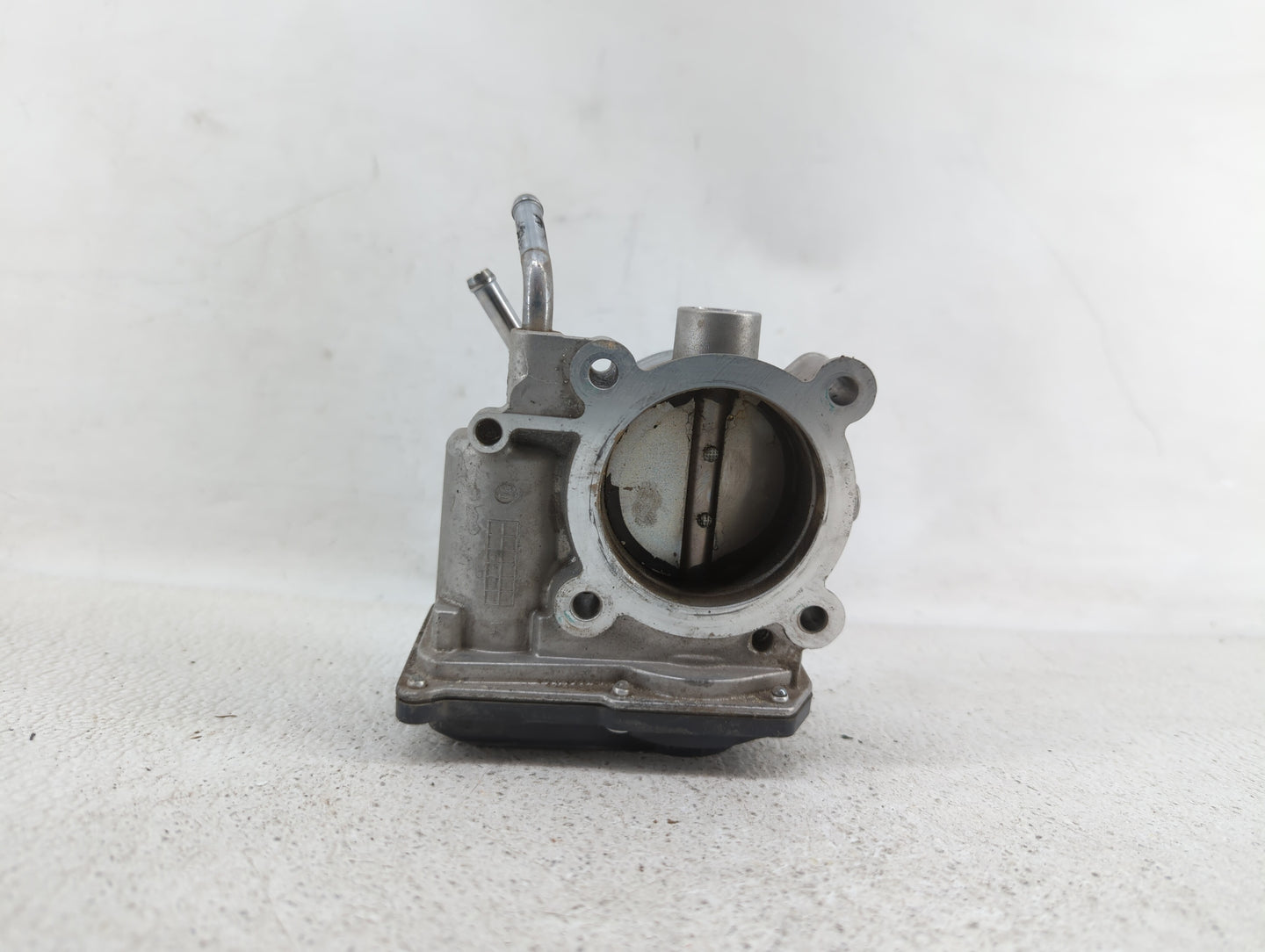 2011-2018 Hyundai Elantra Throttle Body P/N:35100-2E000 1302150124 Fits Fits 2011 2012 2013 2014 2015 2016 2017 2018 2019 OE