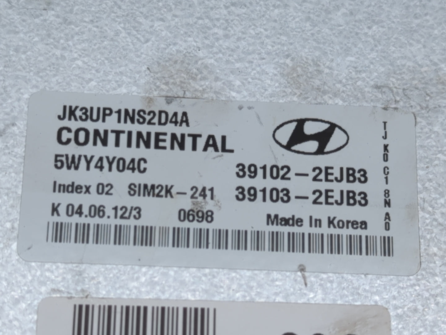 2013 Hyundai Elantra PCM Engine Control Computer ECU ECM PCU OEM P/N:39102-2EJB3 39103-2EJB3 Fits OEM Used Auto Parts - Oemu
