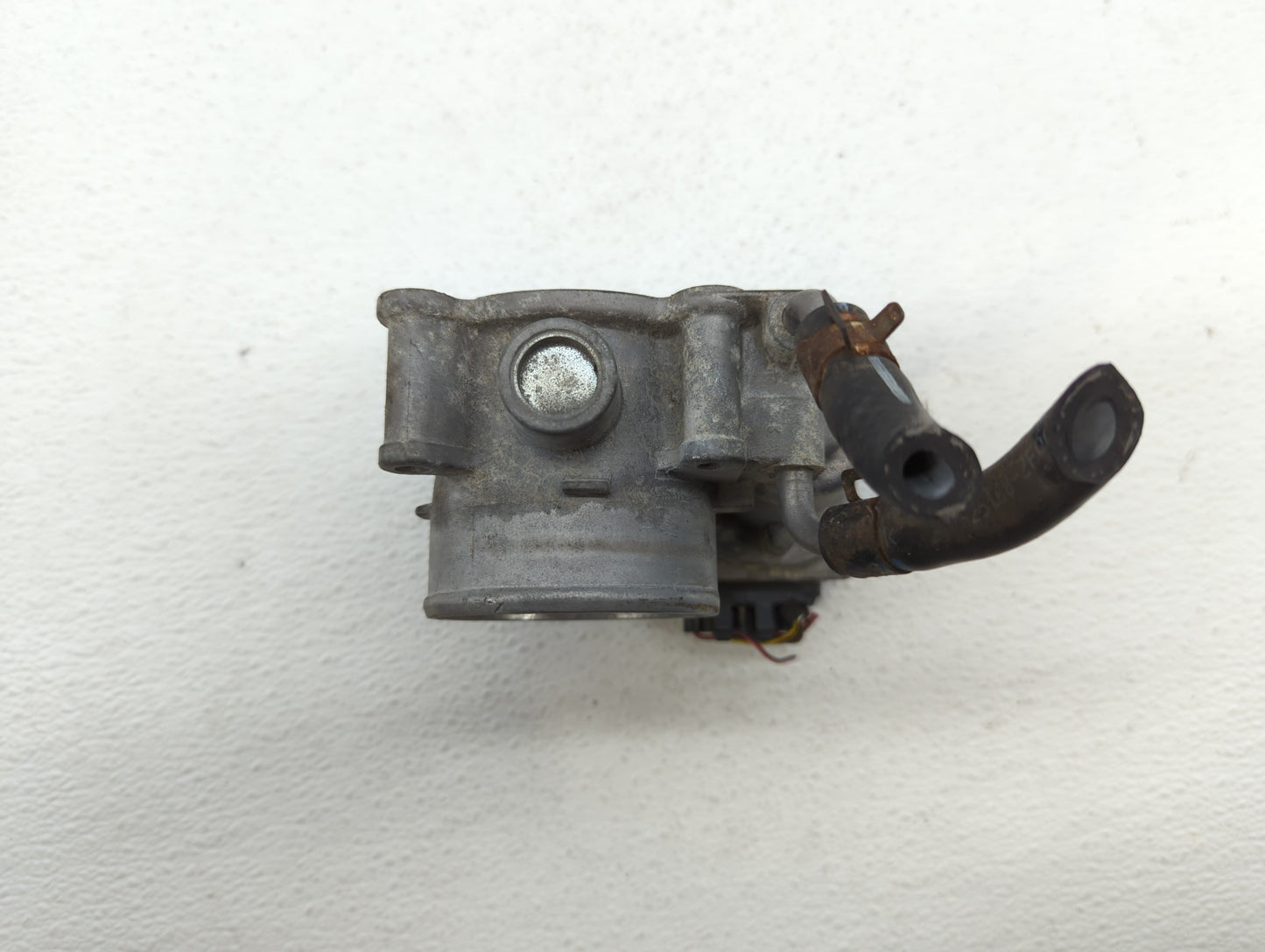 2011-2018 Hyundai Elantra Throttle Body P/N:35100-2E000 1302150124 Fits Fits 2011 2012 2013 2014 2015 2016 2017 2018 2019 OE