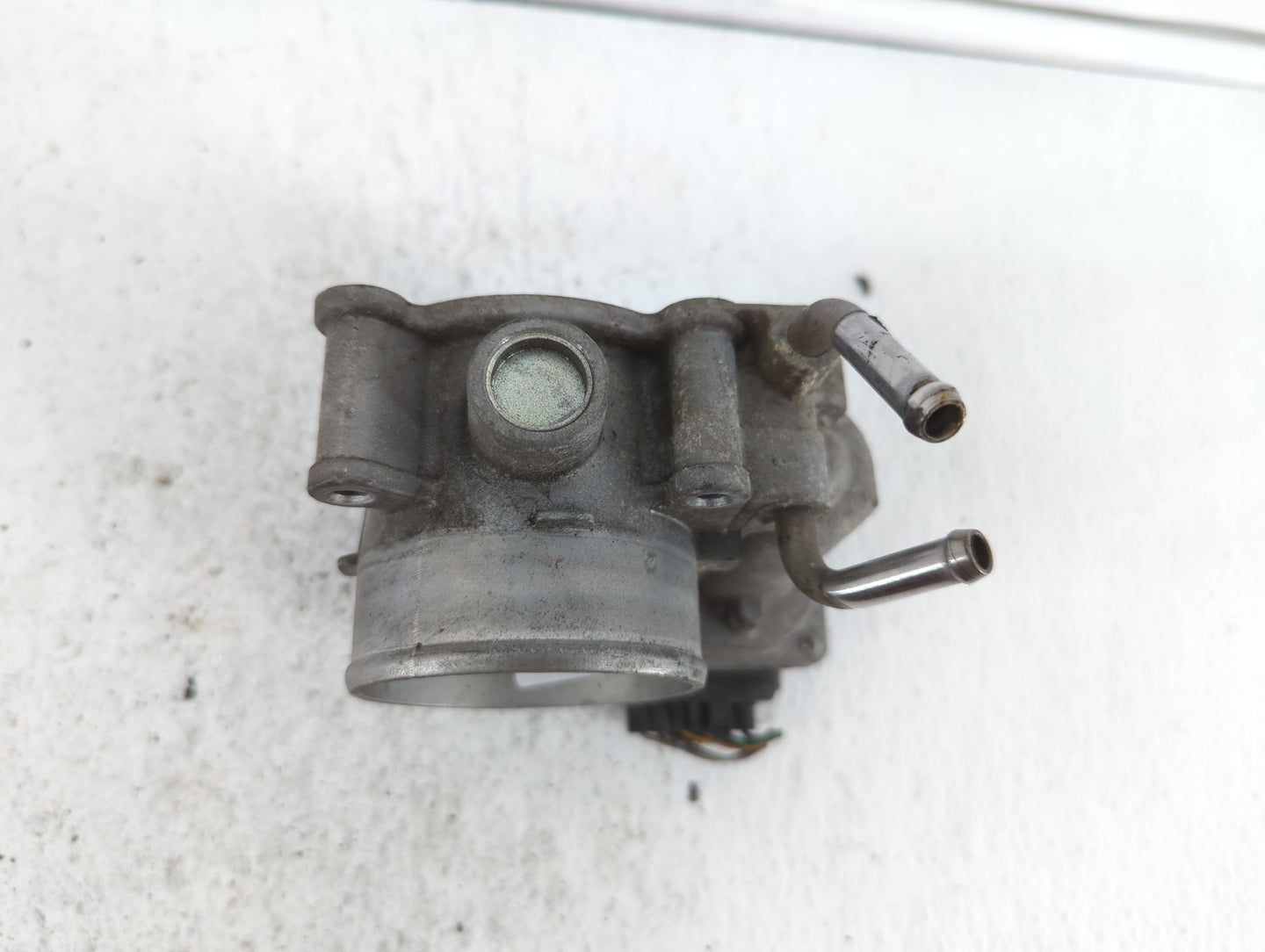 2011-2018 Hyundai Elantra Throttle Body P/N:35100-2E000 1302150124 Fits Fits 2011 2012 2013 2014 2015 2016 2017 2018 2019 OE