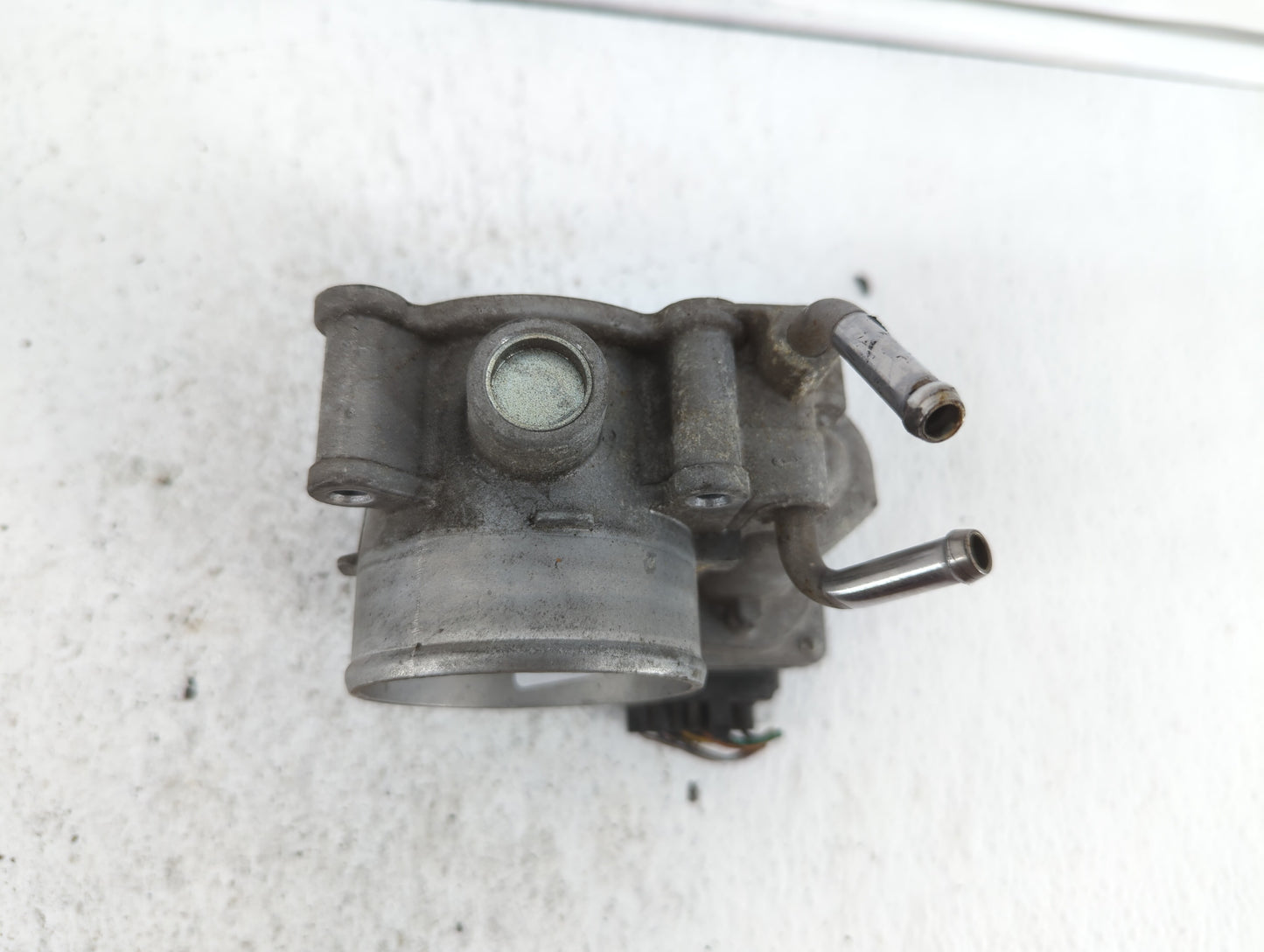 2011-2018 Hyundai Elantra Throttle Body P/N:35100-2E000 1302150124 Fits Fits 2011 2012 2013 2014 2015 2016 2017 2018 2019 OE
