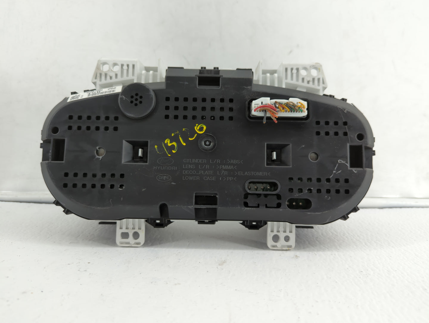 2013 Hyundai Elantra Instrument Cluster Speedometer Gauges P/N:94001-3X275 94001-3X520 Fits OEM Used Auto Parts - Oemusedaut