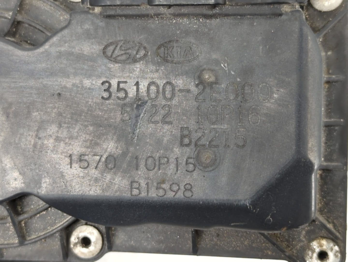 2011-2018 Hyundai Elantra Throttle Body P/N:35100-2E000 1302150124 Fits Fits 2011 2012 2013 2014 2015 2016 2017 2018 2019 OE