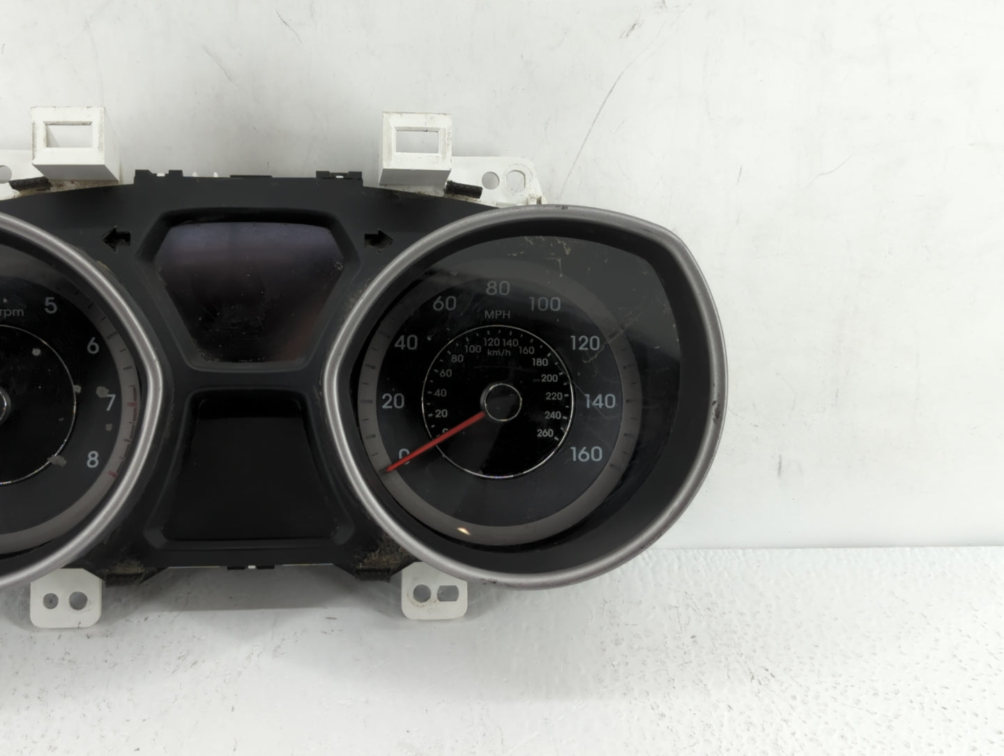 2013 Hyundai Elantra Instrument Cluster Speedometer Gauges P/N:94001-3X275 94001-3X520 Fits OEM Used Auto Parts - Oemusedaut