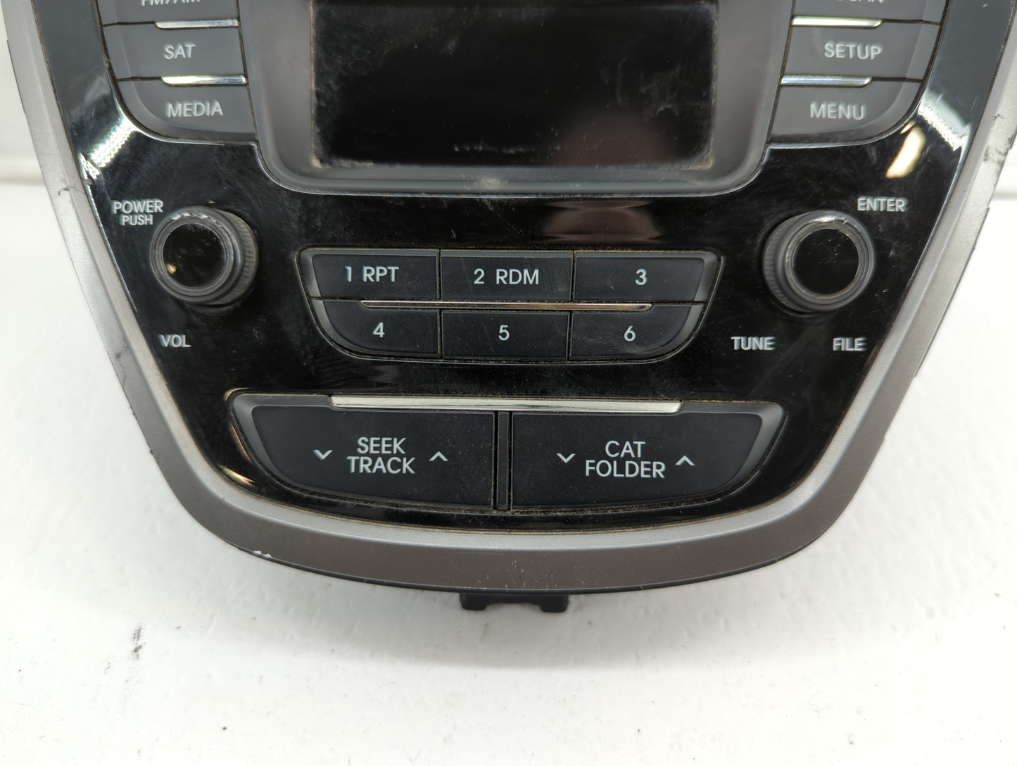2013-2013 Hyundai Elantra Am Fm Cd Player Radio Receiver - Oemusedautoparts1.com