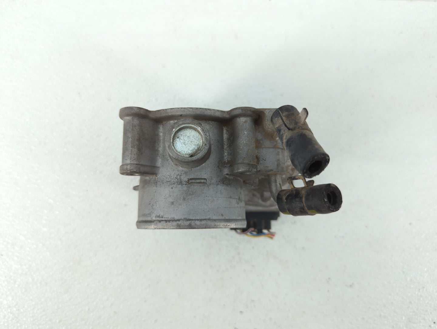 2011-2018 Hyundai Elantra Throttle Body P/N:35100-2E000 1302150124 Fits Fits 2011 2012 2013 2014 2015 2016 2017 2018 2019 OE