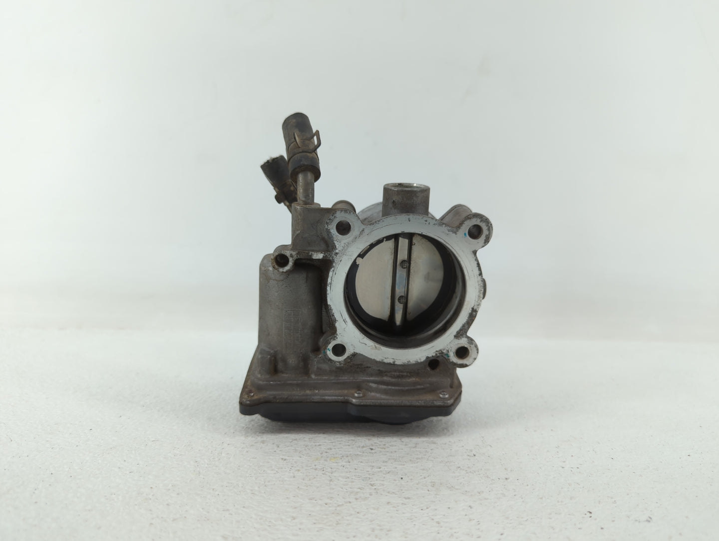 2011-2018 Hyundai Elantra Throttle Body P/N:35100-2E000 1302150124 Fits Fits 2011 2012 2013 2014 2015 2016 2017 2018 2019 OE