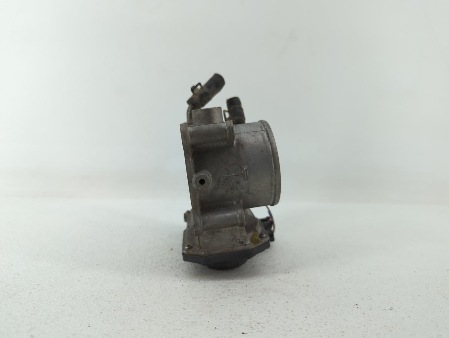2011-2018 Hyundai Elantra Throttle Body P/N:35100-2E000 1302150124 Fits Fits 2011 2012 2013 2014 2015 2016 2017 2018 2019 OE
