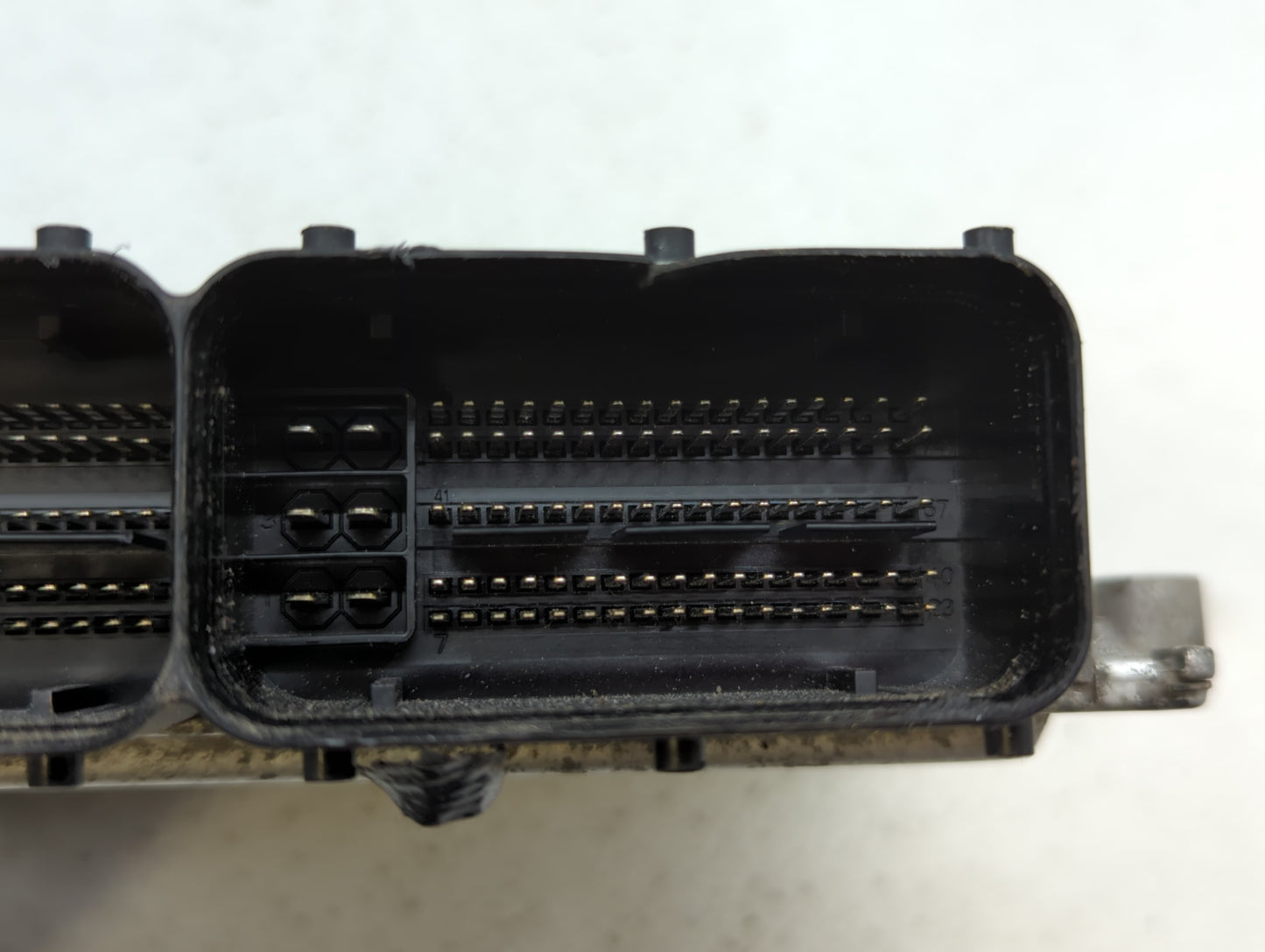 2011-2013 Hyundai Elantra PCM Engine Control Computer ECU ECM PCU OEM P/N:39102-2EMB3 39102-2EMB2 Fits Fits 2011 2012 2013 O