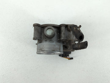 2011-2018 Hyundai Elantra Throttle Body P/N:35100-2E000 1302150124 Fits Fits 2011 2012 2013 2014 2015 2016 2017 2018 2019 OEM Used Auto Parts