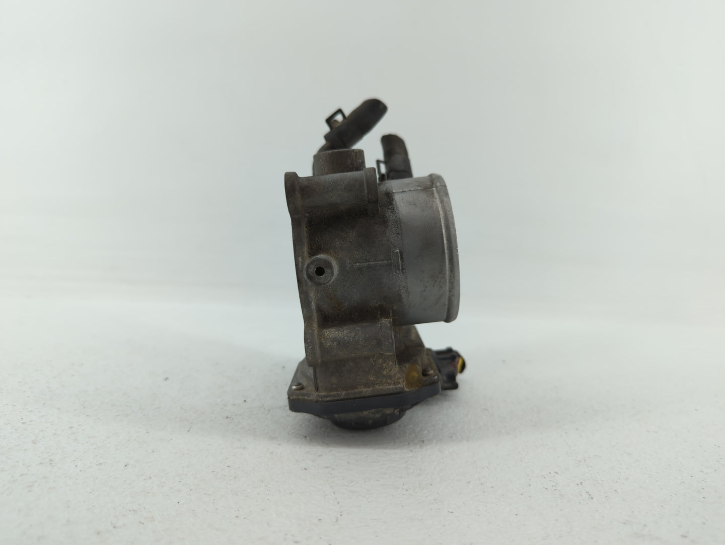 2011-2018 Hyundai Elantra Throttle Body P/N:35100-2E000 1302150124 Fits Fits 2011 2012 2013 2014 2015 2016 2017 2018 2019 OE