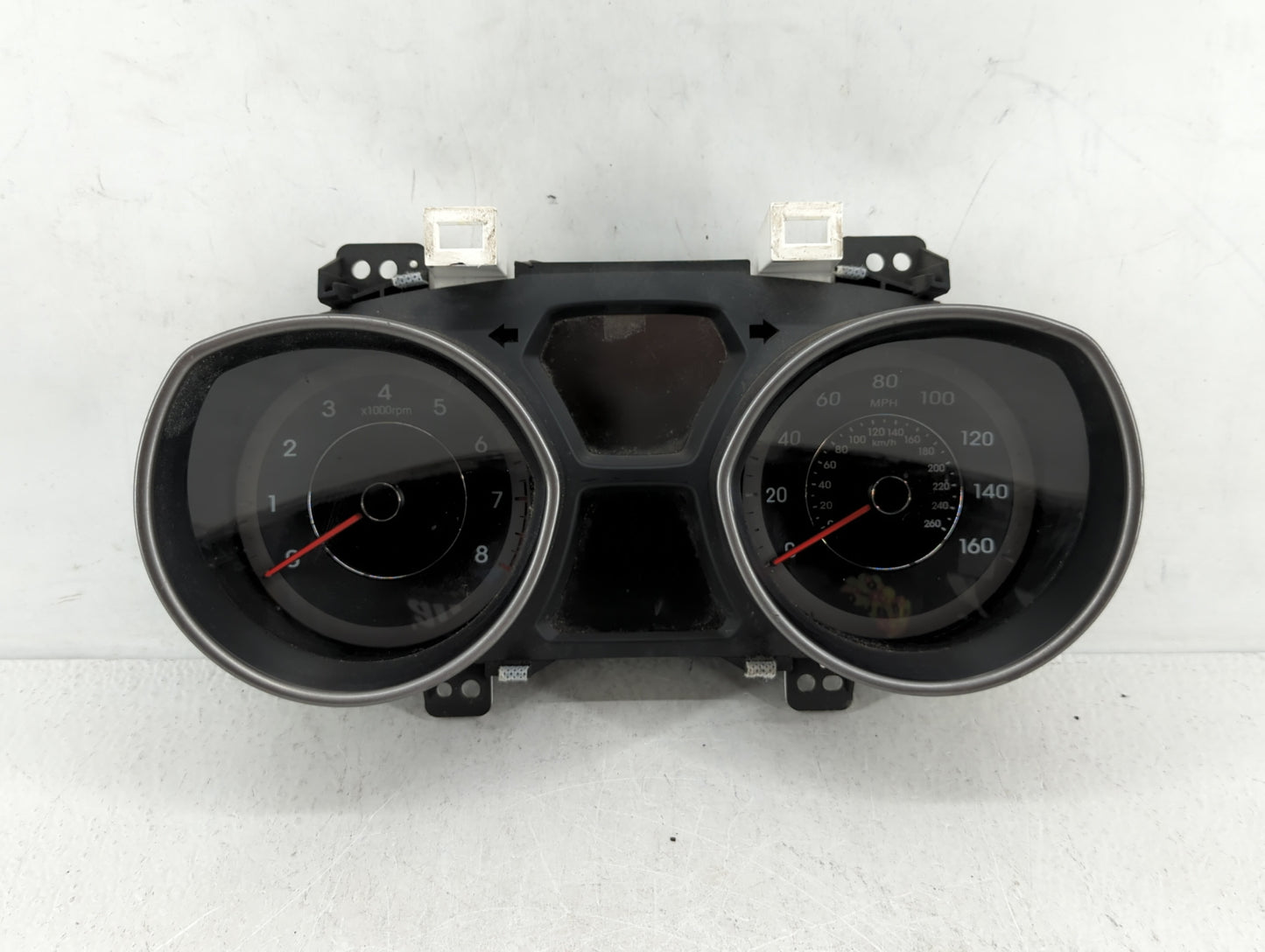 2013 Hyundai Elantra Instrument Cluster Speedometer Gauges P/N:94001-3X275 94001-3Y520 Fits OEM Used Auto Parts - Oemusedaut