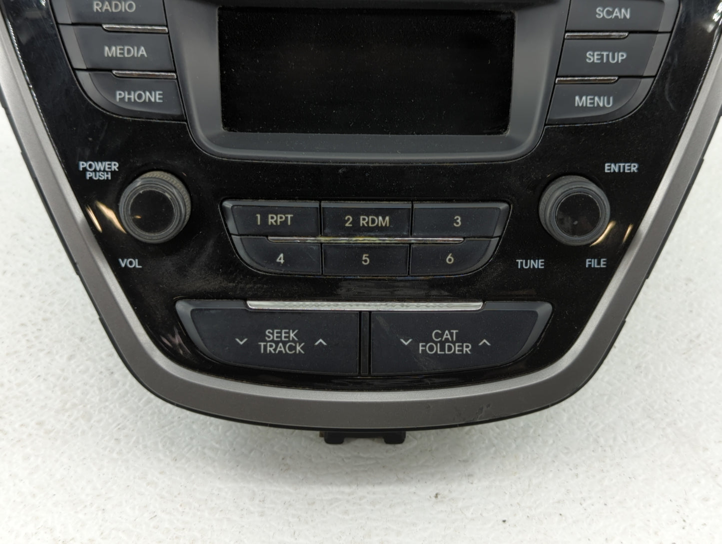 2013-2013 Hyundai Elantra Am Fm Cd Player Radio Receiver - Oemusedautoparts1.com