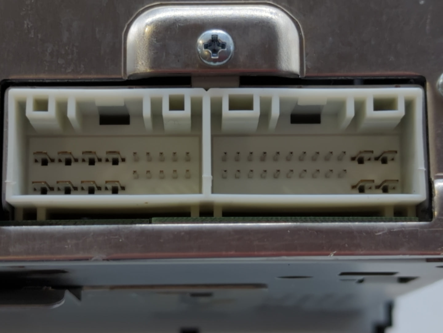 2013-2013 Hyundai Elantra Am Fm Cd Player Radio Receiver - Oemusedautoparts1.com