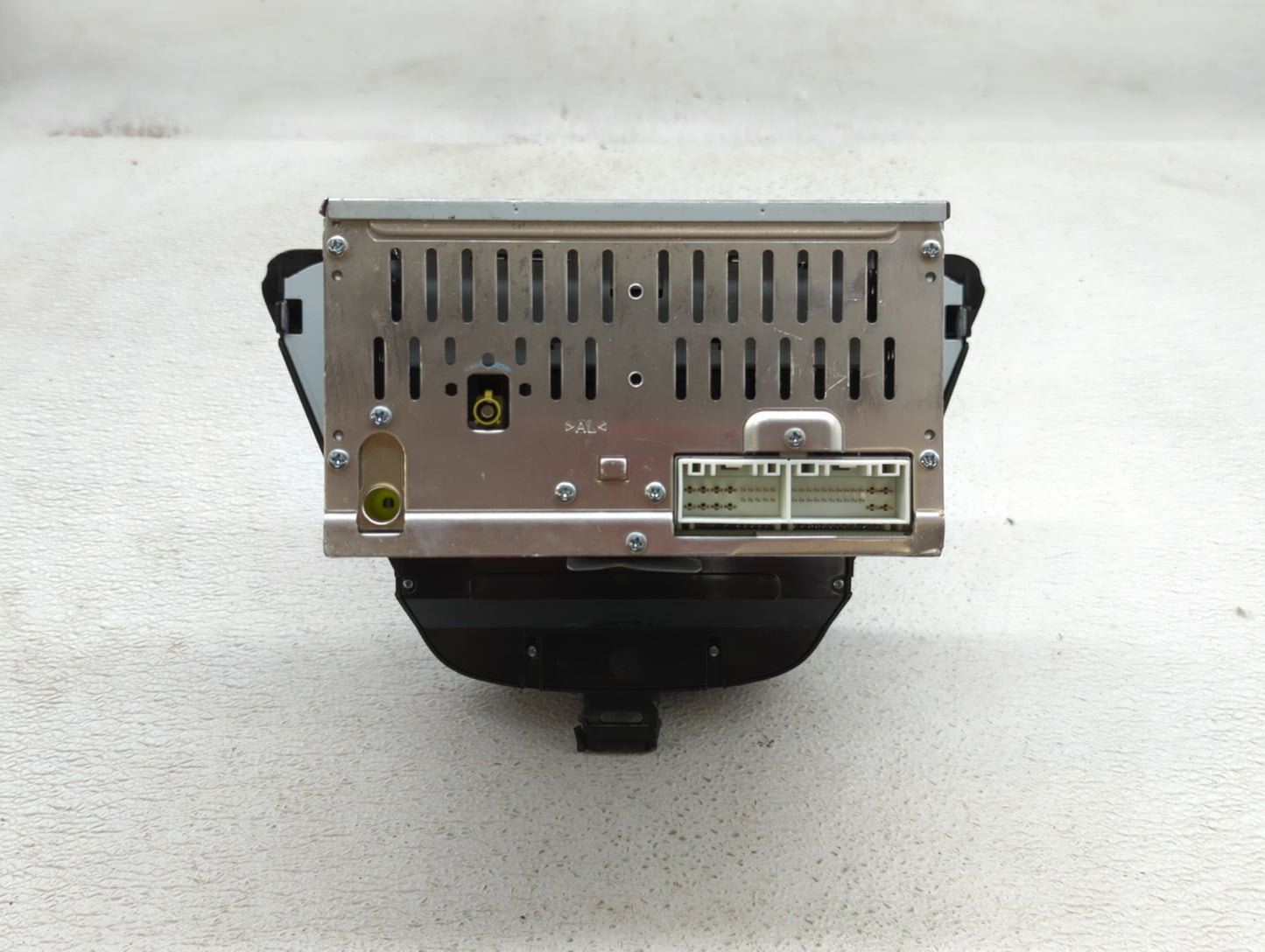 2013-2013 Hyundai Elantra Am Fm Cd Player Radio Receiver - Oemusedautoparts1.com