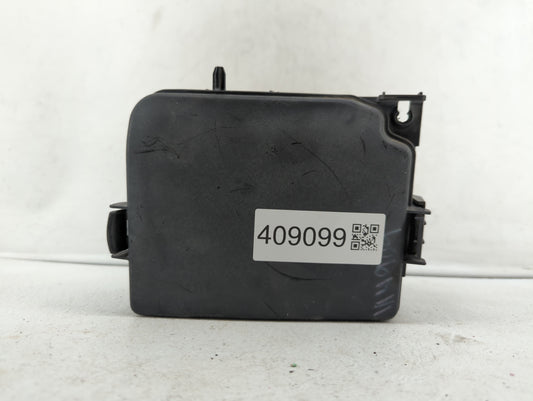 2011-2013 Hyundai Elantra Fusebox Fuse Box Panel Relay Module P/N:VS912003Y064UA 912053X094 Fits Fits 2011 2012 2013 OEM Use